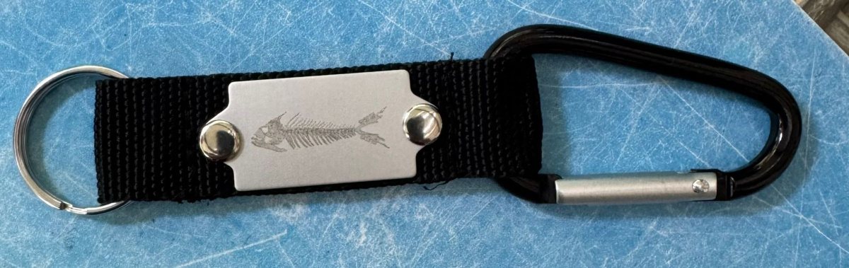 Edler Schlüsselanhänger mit Karabiner und Lasergravur